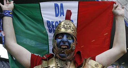 Fanii italienilor i-au speriat pe imigrantii romani inaintea meciului de vineri