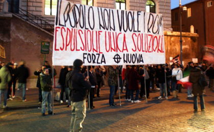 A 
Forza Nuova szélsőjobb szervezet ki akarja toloncolni Itáliából a 
romániai romákat