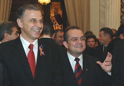 Alkalmi egyetértés. Mircea Geoană, a PSD és Emil Boc, a PD-L elnöke